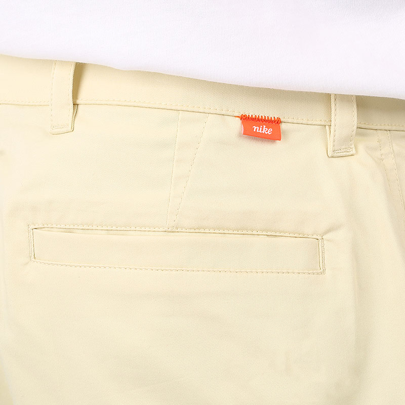 мужские желтые шорты  Nike UV Chino Short DA4139-723 - цена, описание, фото 5